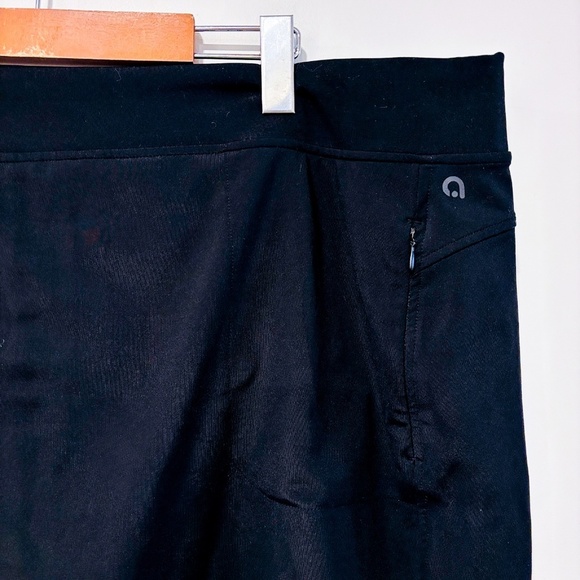 REITMANS Black Skort - Picture 4 of 7